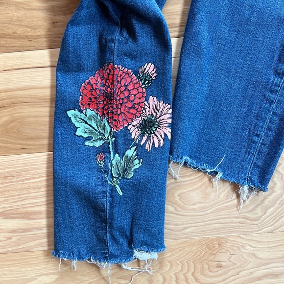 Zara Basic Capris Painted Stretchy Jeans | Size 12 - Picture 6 of 8